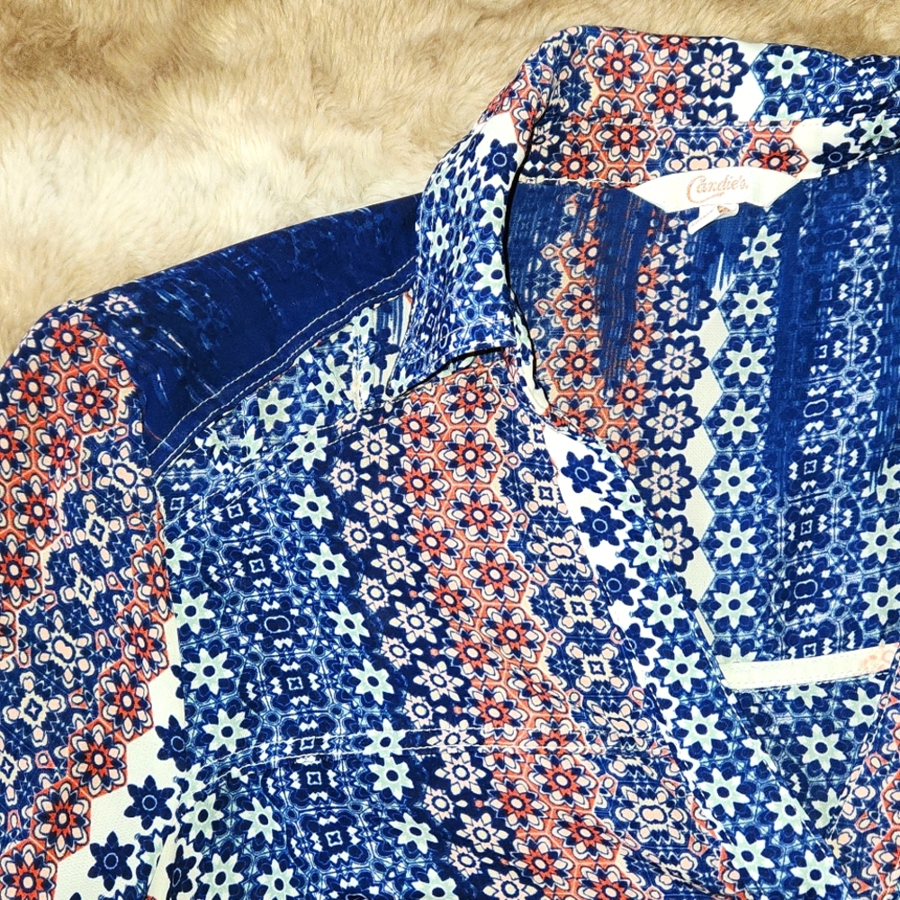 Candies Multi Color Button Down - Picture 3 of 4